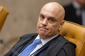 Lei Magnitsky coloca Moraes no trending topics do X